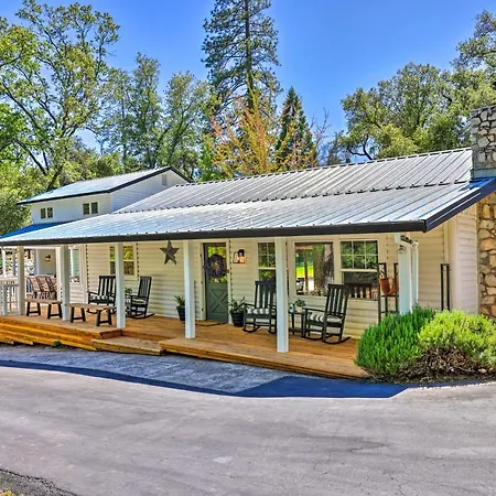 Beautiful Cottage, Steps To Downtown Murphys!
